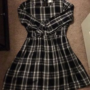 Black and White Plaid Old Navy Dress